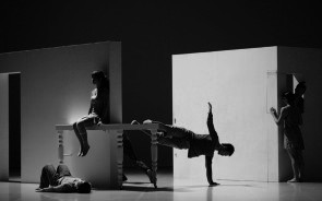 Il City Contemporary Dance Company di Hong Kong con As If To Nothing