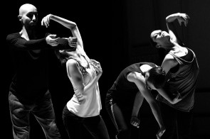 Alla Lavanderia di Collegno Kinesis danza con corpoREAmente di Elena Salvestrini e Angelo Egarese
