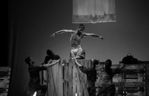 Il Balletto di Milano in Passione Mozart di Federico Veratti