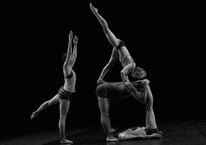 Ballet Preljocaj a Fabbrica Europa con Empty moves (parts I, II & III)