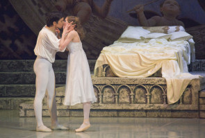 Al Comunale di Bologna Romeo e Giulietta di MacMillan con il Corpo di ballo del Perm Opera Ballet and Theatre