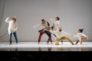 E.sperimenti Dance Company con HOPERA di Federica Galimberti, Mattia De Virgiliis e Francesco Di Luzio