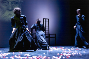 Al Verdi di Pisa, SDD Shakespeare Dead Dreams, co-produzione italo armena tra Versiliadanza e Small Theatre NCA