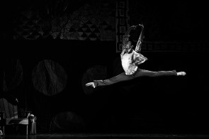 il Balletto del Sud con Le quattro stagioni di Fredy Franzutti a Ozan, festival di Ugento