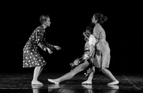 A Sassari la Compagnia Danza Estemporada nello spettacolo Partigiane di Stefania Fusco per il festival Corpi in Movimento - Le piazze che Danzano