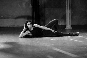 Lea Moro apre il Festival Natura Dèi Teatri con Le Sacre du Printemps, a ballet for a single body
