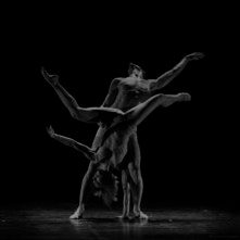 La Mvula Sungani Physical Dance in Caruso al Teatro Comunale Luca Ronconi di Gubbio