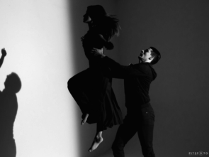 Milano Contemporary Ballet al Teatro di Milano con Polar Sequences di Wayne McGregor e Chronos di Roberto Altamura e Vittoria Brancadoro
