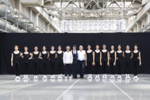 Scuola di ballo Accademia Teatro alla Scala, allievi diplomati 2022 con Jean-Philippe Halnaut, Foto di Annachiara Di Stefano
